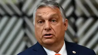 На Орбан му се привидяха "украинци в смартфоните", блесна с ново нелепо обвинение