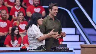 Кичка Бодурова съблече Филип Буков и му предложи да й стане... Снимки