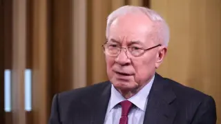 Бивш премиер на Украйна: Край с границите от 1991 г., Зеленски е наркоман от времето, когато беше клоун