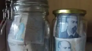 Новото поколение пречупва изконна финансова традиция на милиони българи
