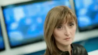 Журналистка хвана министър да гуляе с манекенки, докато България оплаква убийството на трима полицаи в "Люлин"