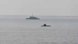 Руска подводница изплува край Франция – НАТО реагира мигновено