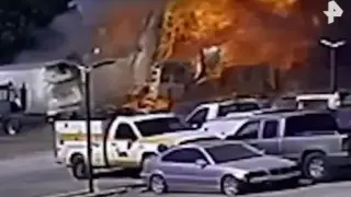 Инцидент: Самолет рухна в Тексас, има загинали Видео