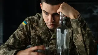 „Никой не говори за това“: Командир разказа за проблемите на ВСУ заради алкохола