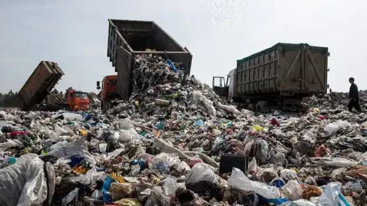 Извънредно в БЛИЦ! Камион прегази мъж на сметище край София