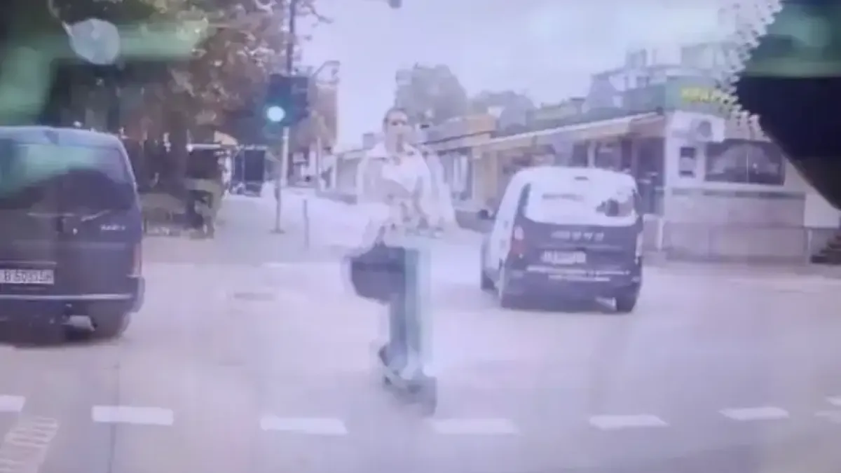Варненка на тротинетка счупи тъпомера Видео