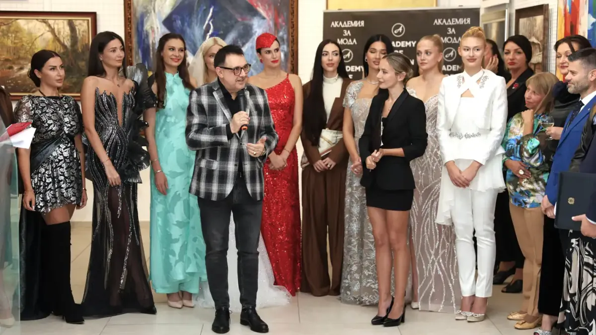 Джорджо Армани бе почетен от Академията за мода Снимки