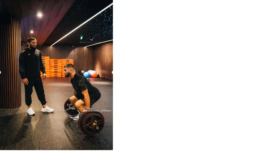Непобеденият UFC шампион Хамзат Чимаев релаксира в петзвездния Grand Hotel Therme по време на нов филмов проект