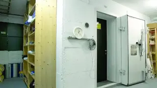 Швейцария се готви, стяга 370 000 бункера