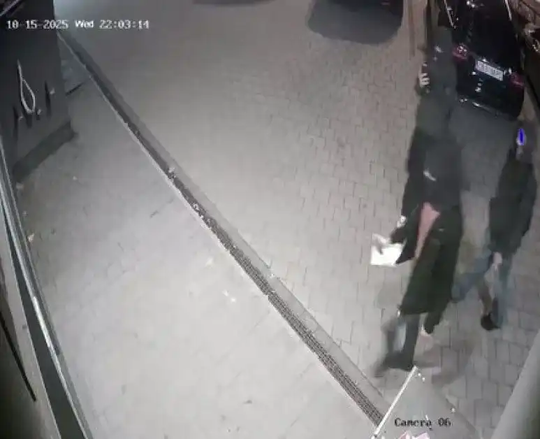 Вече сме на дъното: Локали усмърдяха София Снимки