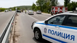 82-г. шофьорка сътвори зрелище на пътя!