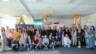 Лятната стажантска програма на Vivacom завърши с рекорден интерес: 26 стажанти започват работа в компанията