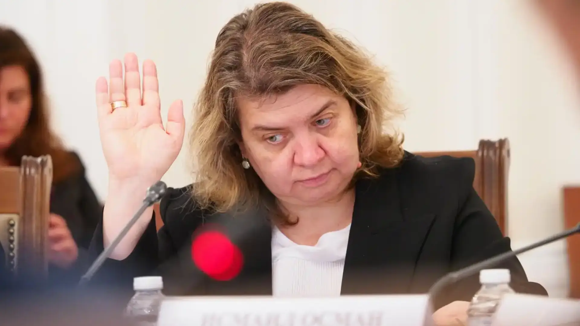 Оставка? Киселова отговори на критиките и отсече - от утре...