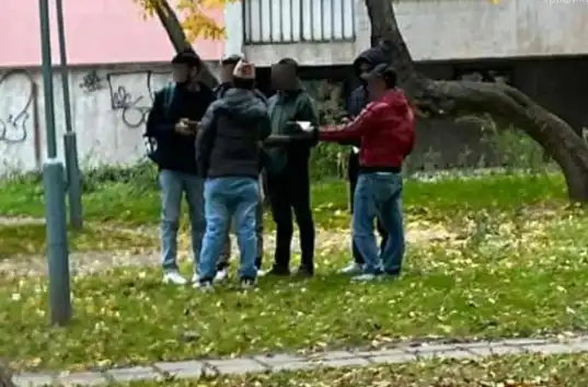 Страшен куриоз в Пловдив: Сигнал за група мигранти вдигна полицията, оказаха се..