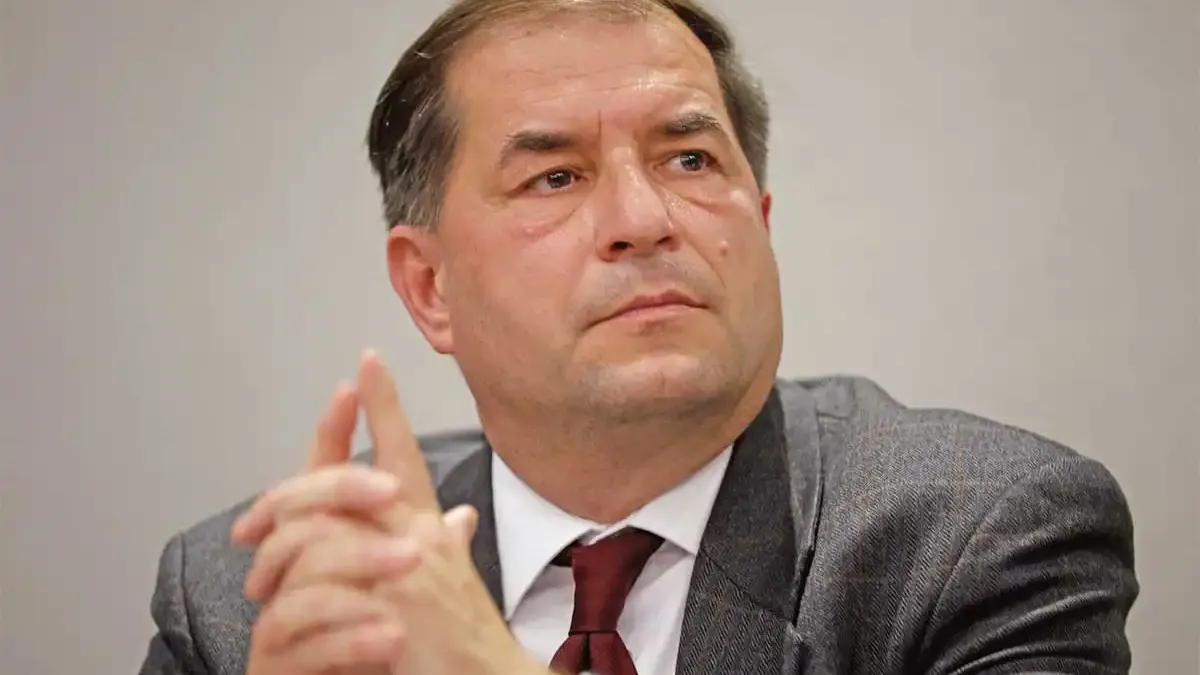 Доц. Борислав Цеков: Референдумите не могат да заместят парламента Видео