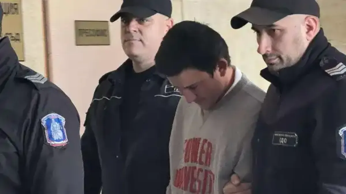 Зловещо: Тройният убиец от Люляково подпалил жертвите си живи, живеел във...