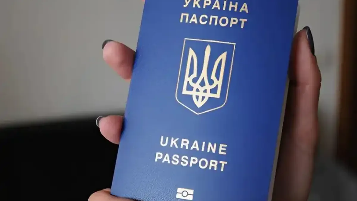 Руският език в паспортите на украинците: Върховната Рада прие нов закон