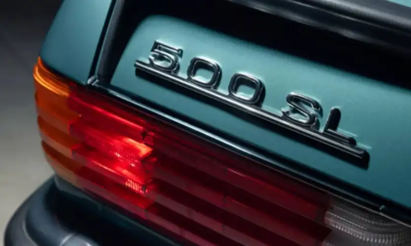 Капсула на времето: Откриха 43-г. Mercedes SL без пробег Снимки