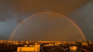 Невиждано зрелище в небето над София в ранни зори Видео