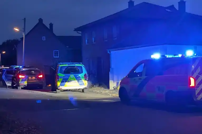 Откриха автомобила на похитителите в София, тече евакуация