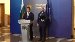 Заради казуса "Лукойл": Кабинетът взе ключово решение за горивата