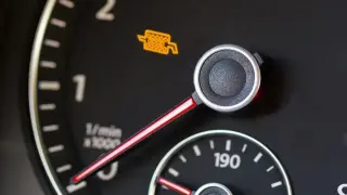 Какво означава като светне индикаторът DPF в колата