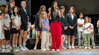 LATIDA и "Бон-Бон" прегръщат детето в себе си с "Няма да порасна" Видео