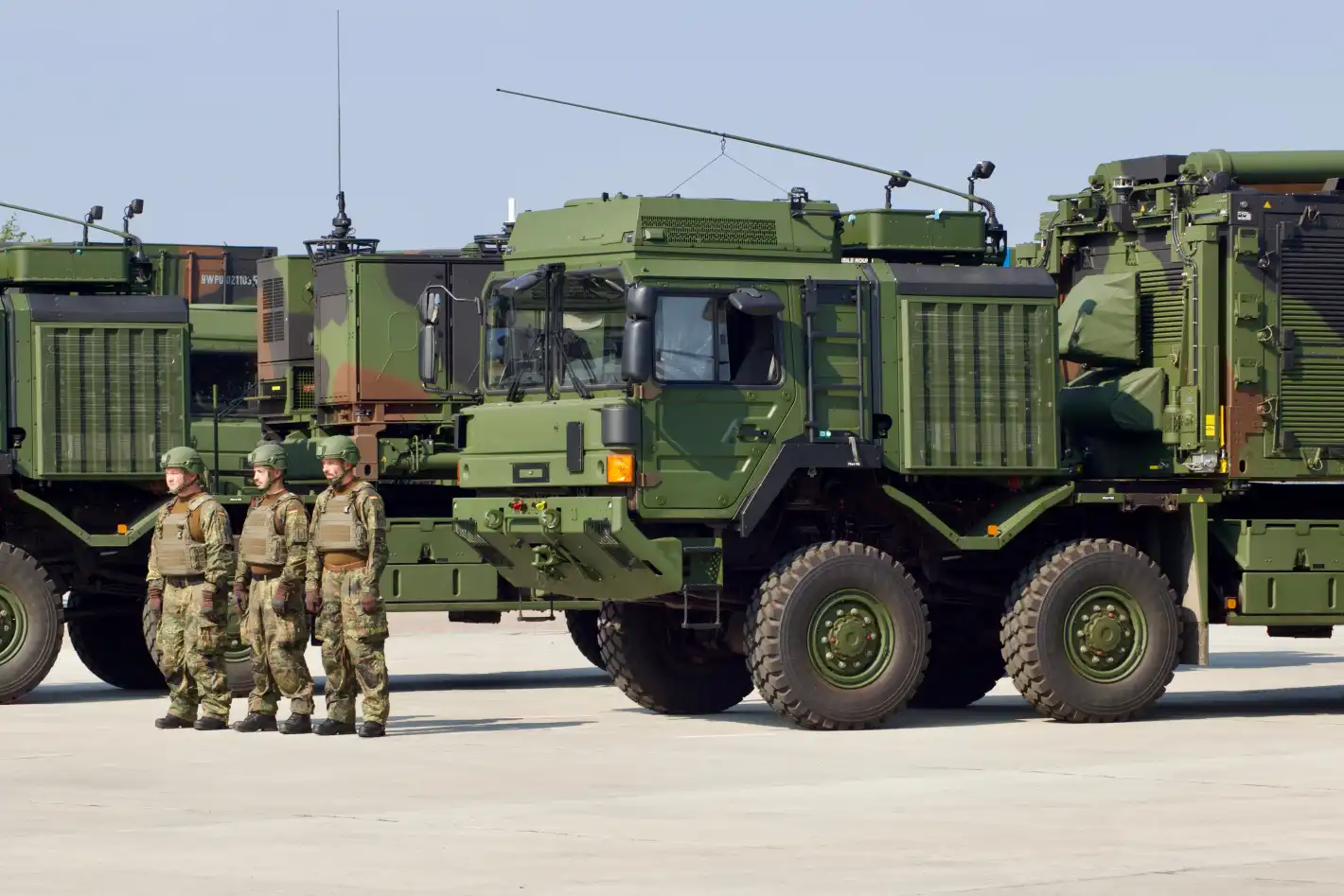 Германия с мощна офанзива на военния пазар - вади половин милиард евро