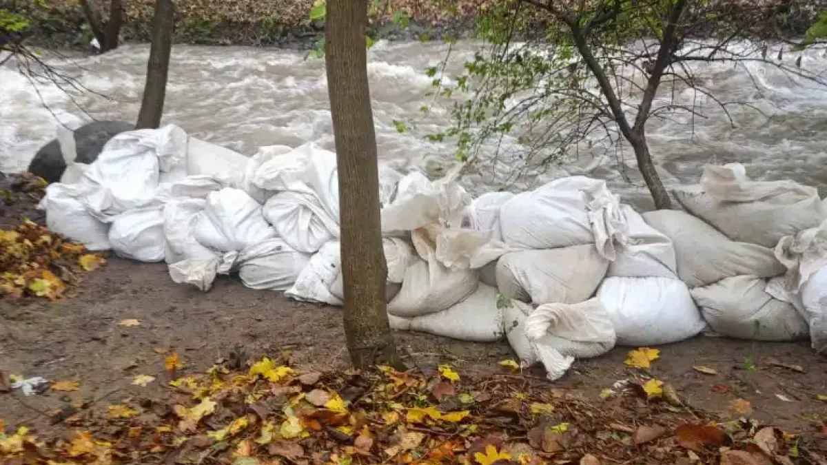 Водна опасност надвисна над Дупница Видео