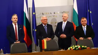 България сключи историческа сделка! Милиарди потичат към страната ни