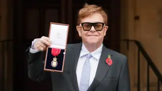 Сър Елтън Джон: Славата е като алкохола - когато се напиеш, имаш нужда от още