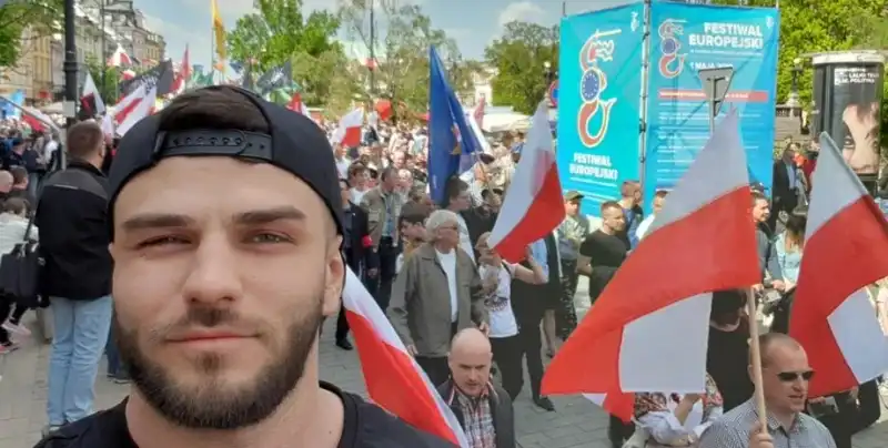 Руски блогър-националист убит в Индонезия? Соцмрежите гръмнаха, съмняват се в инсценировка