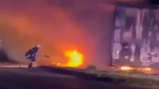 Огнен ад на пътя край Ямбол, вият пожарни Видео