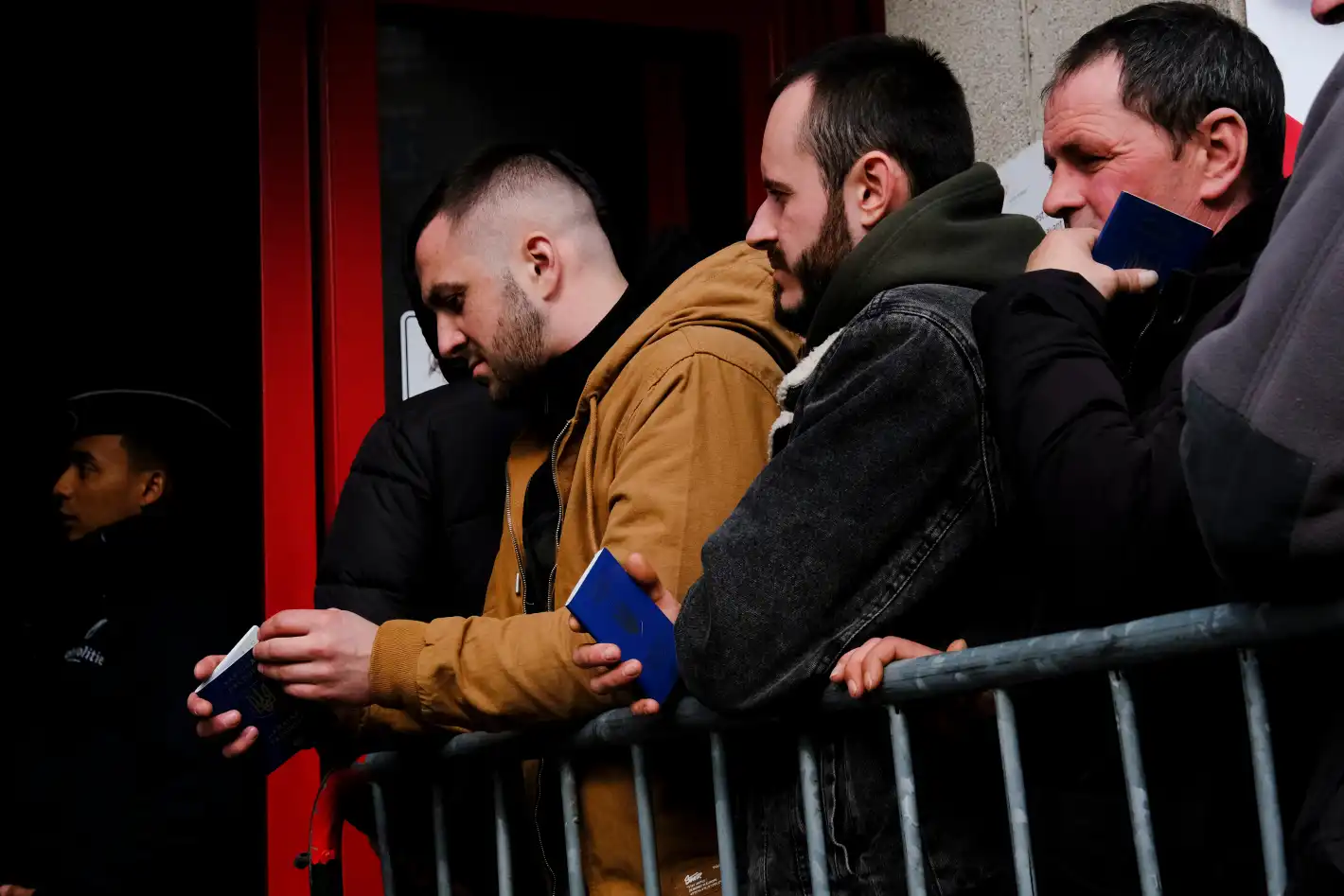 Германия и Полша на ръба на търпението: наплив от млади украинци предизвиква политическо напрежение