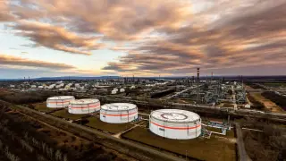 Унгария дава 4% от своя БВП за руски нефт и газ