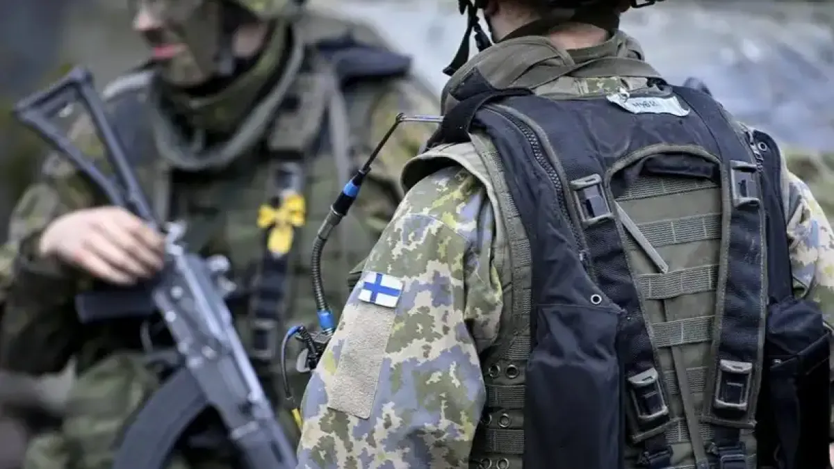 Финландия изпраща 15 хиляди военни към границата с Русия