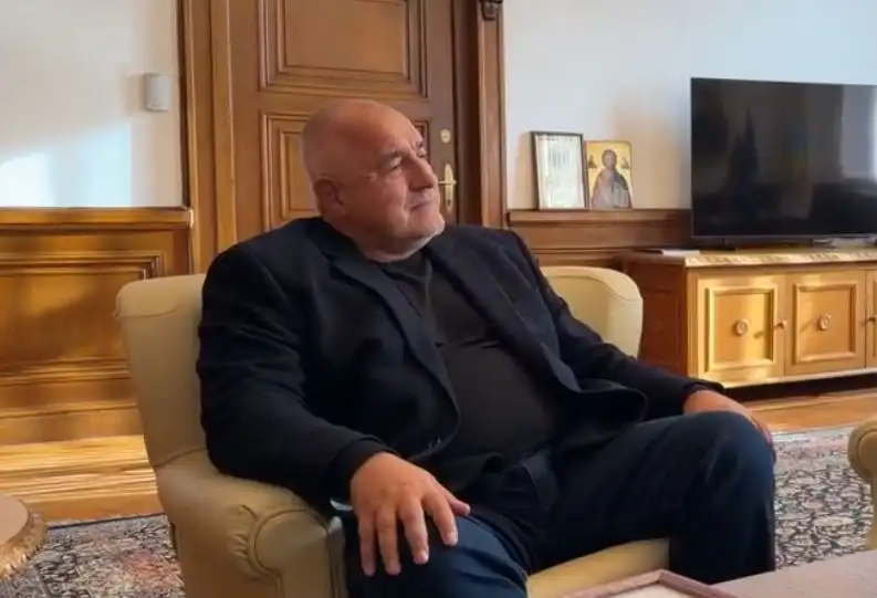 Студенти унижиха брутално Денков!