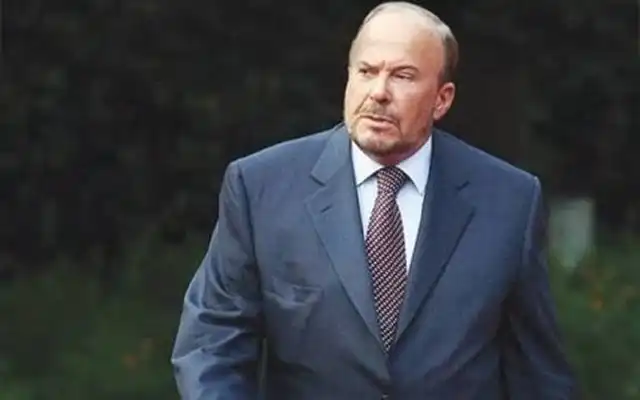 Почина бивш премиер на Албания