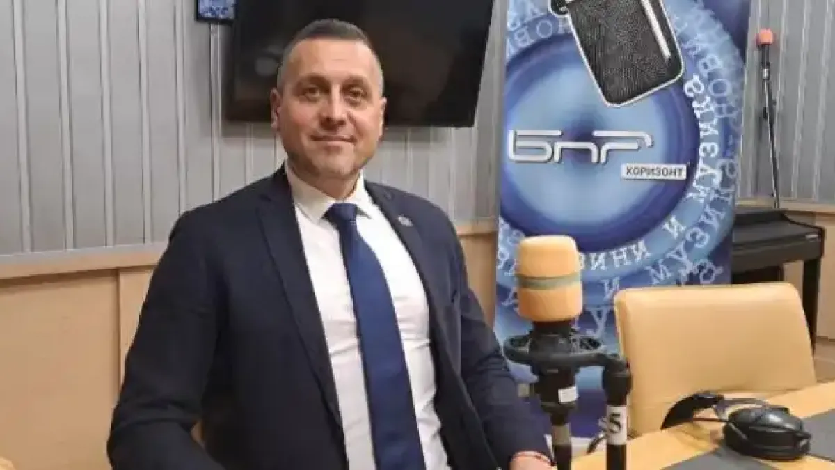 Кметът на Елин Пелин с нов "български" ход: Аз бия камбаната