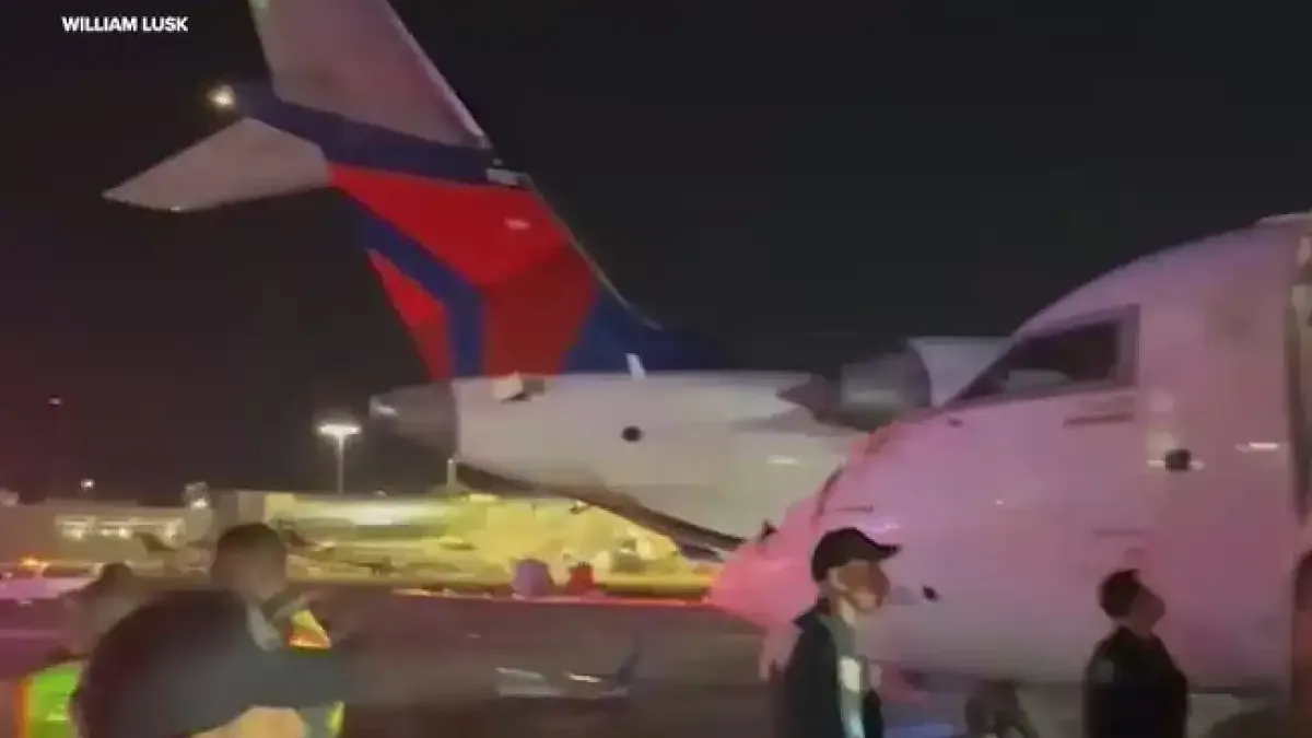 Ужас в Ню Йорк: Два самолета с 350 пътници се удариха на "Ла Гуардия"