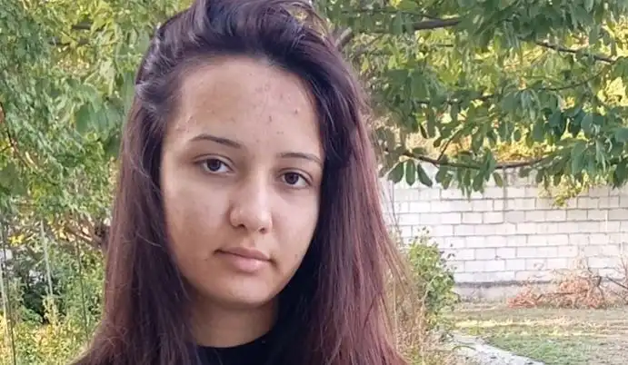 17-г. Милица отиде на училище в четвъртък и потъна вдън земя Снимки