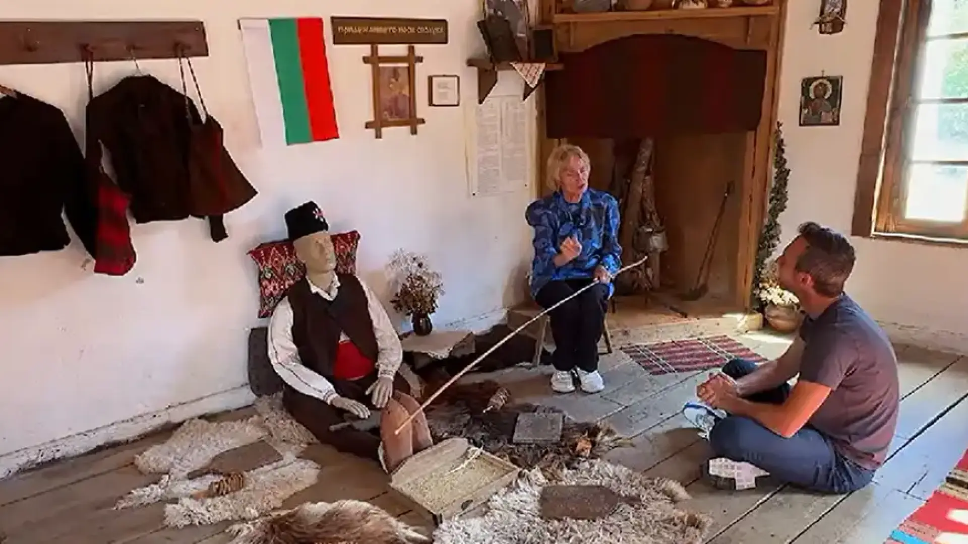 Ники Василковски показа най-стария таблет у нас