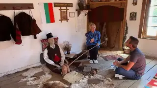 Ники Василковски показа най-стария таблет у нас