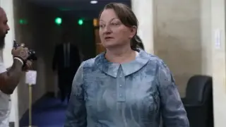 Деница Сачева: Кабинетът „Гюров“ разчиства терен за ПП-ДБ и Радев