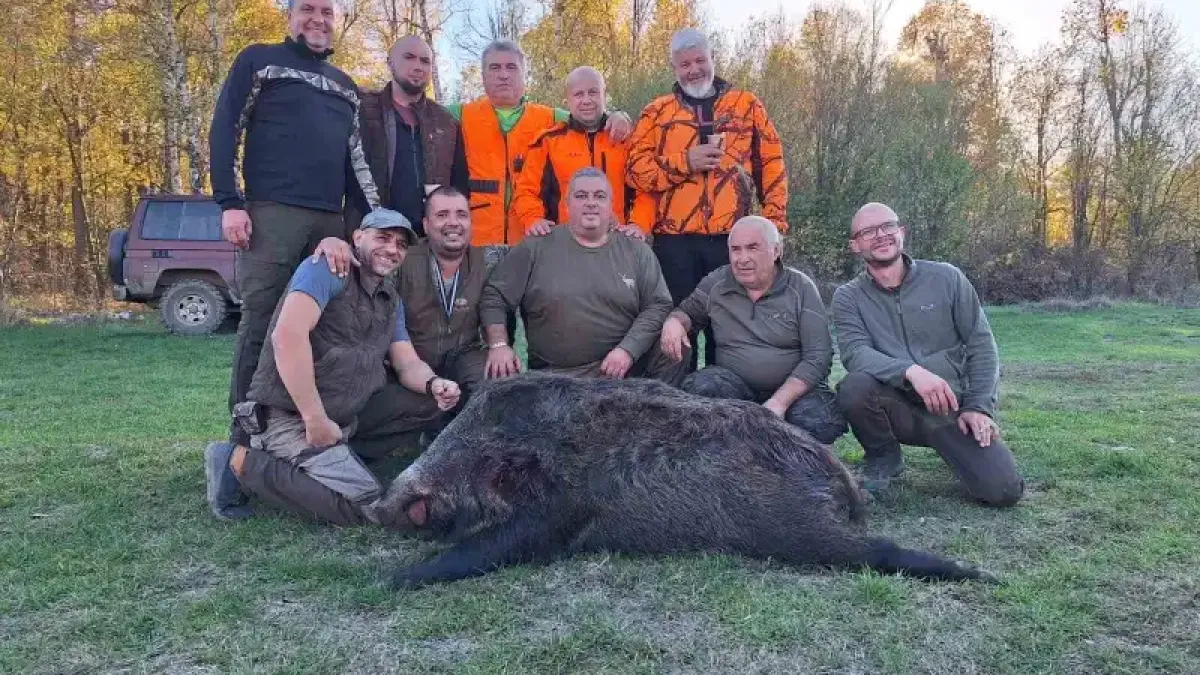 Авджия от Враца повали трофеен глиган от 170 метра