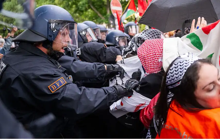 Германия спря джихадистка атака