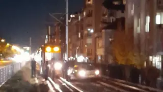 Кола от Бургас кацна в София, и настана хаос с трамваите Снимки