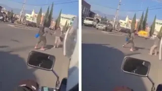 Двама мъже си спретнаха необичайна битка на пътя Видео