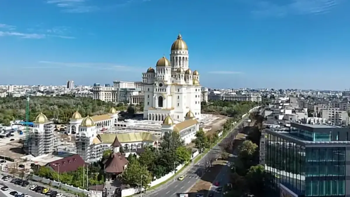Наша съседка откри най-високия православен храм в света Видео