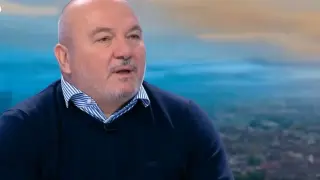 Любомир Дацов: Държавният дълг е управляем, ако правителството овладее дефицита